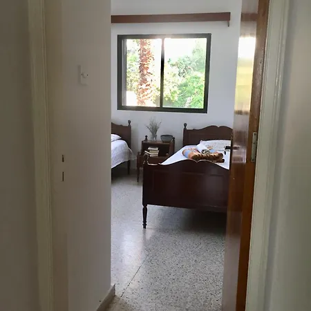 With Stunning Sea View *