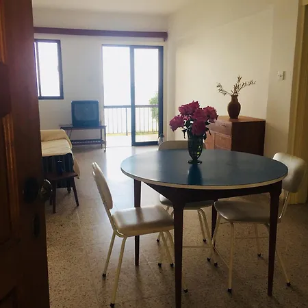 With Stunning Sea View *